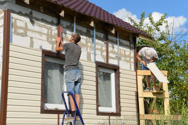 How To Choose The Right Materials for Your Siding Installation in 'Windsor Heights, IA